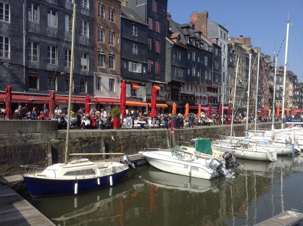 Lamaison Du Phare Honfleur Chambres D'Hotes Et Jacuzzi Prive Zewnętrze zdjęcie